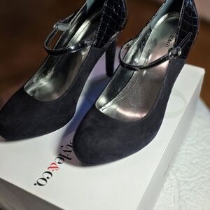 Stylish Black Nine West Women's Heels